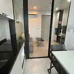 The Base By Feng Apartment
