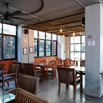 18 Coins Budget Hotel