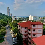 Unixx South Pattaya Sea View By Myholiday