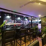 Pasadena Hotel 2*