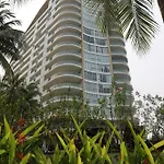 อพาร์ทเม้น Premium Oceanview *