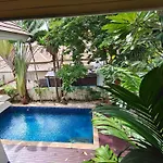 Villa 芭提雅ω好莱坞ω泳池别墅ω泰国风情ω轰趴派对ω网红ω拍照ω蜜月ω夜店ω豪华