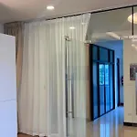 Hotel The 3*