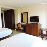 โรงแรม นริส อาร์ท โฮเทล 3*