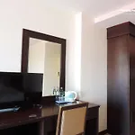 โรงแรม นริส อาร์ท โฮเทล