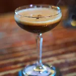 Hostel Happiness Community Wake & Bake - Rooftop Bar & Bistro *