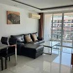 Hyde Park Residence By Pattaya Sunny Rentals