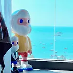 Edge Sea View