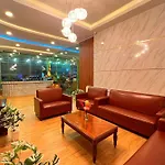 The Grand โรงแรม 3*