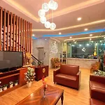 โรงแรม The Grand 3*
