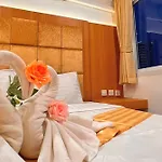 โรงแรม The Grand 3*
