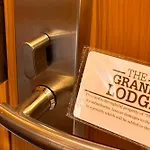 The Grand โรงแรม 3*