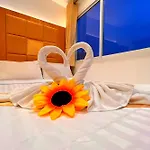 The Grand โรงแรม