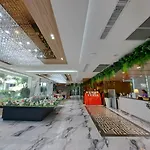 Deco North โรงแรม
