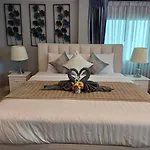 Ratsamee Poolvilla P