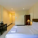 Deeden Pattaya Resort