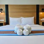 The Base โรงแรม Pattaya