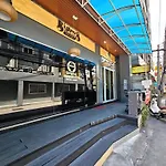 The Base Inn Pattaya
