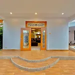 วิลล่า Tagvilla Lagoon Pool In 8 Bedroom