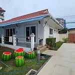 Resort 1-Huge Pool, Bbq, 300M-Beach, 8 Mins To Walking Street