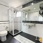 芭提雅fnb 无边泳池 Apartment *