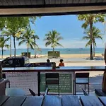 Luxury Semi-2bed Pool Near & Walking Street! อพาร์ทเม้น Pattaya