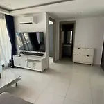 Exclusive Arcadia - Amazing Pools & Gardens, Gym, Sauna, Waterfalls, Jacuzzi, Fast Internet *