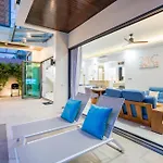 Hollywood Luxury Poolvilla Walking Street 4 Bedrooms วิลล่า