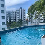 Arcadia Beach 网红水系公寓一房 Nice View 专业的健身房 桑拿 中心位置 交通便利 Smart Tv Wifi