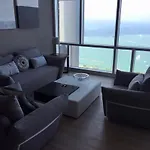 Apartment 芭提雅fnb 无边泳池 Pattaya