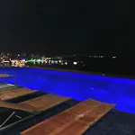 芭提雅fnb 无边泳池 Apartment