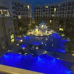 Arcadia Con Apartment