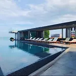 Central Pattaya With Infinity Pool, Near The Beach