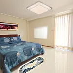 Sea Hill Phatamnak อพาร์ทเม้น *