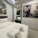 Arcadia Continental Aparthotel