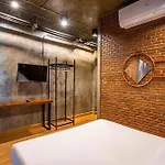 Kaen Hostel *