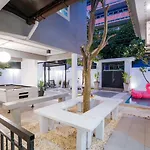Charming House Poolvilla