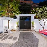 Charming House Poolvilla