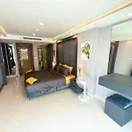 Large Luxury - Centre - Grand Avenue Residences, Pool View - 413 Pattaya