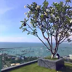 Apartment Unixx Near Walking Street Pattaya