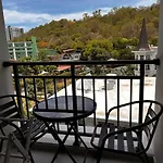 Arcadia Center Suites