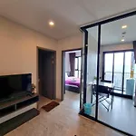 The Base Condo Center Of Pattaya Rooftop Swimming Pool