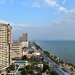 View Talay 7 Seaview Pattaya