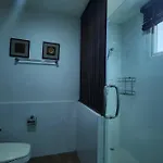 D34长住优惠房-芭提雅市中心高端4间卧室泳池别墅 Pattaya
