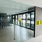 อพาร์ทเม้น 芭提雅市中心无边泳池公寓the Base *