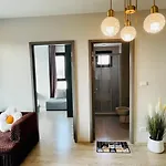 Apartment The Base 2 Bed 1 Bath By Numam Pattaya