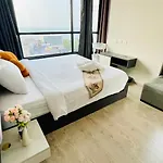 The Base 2 Bed 1 Bath By Numam Apartment