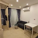 Pool View Cozy Getaway อพาร์ทเม้น Pattaya