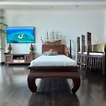 View Talay 7 Seaview Apartments