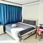 芭提雅中心 Grand Avenue 2卧室公寓泳池景 智能电视 高速互联网